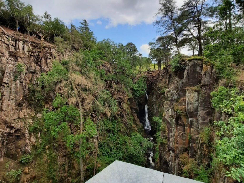 Stanley Force Waterfall | Short Walk in the Lake&nbsp;District